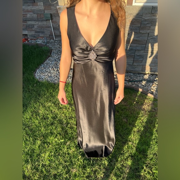 Vintage J.R. Nites Satin Evening Gown (6) - Picture 6 of 7